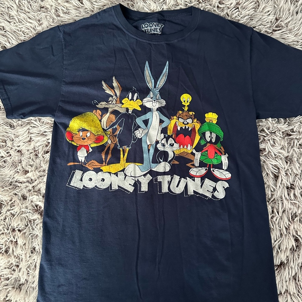 Looney Tunes Graphic T-Shirt